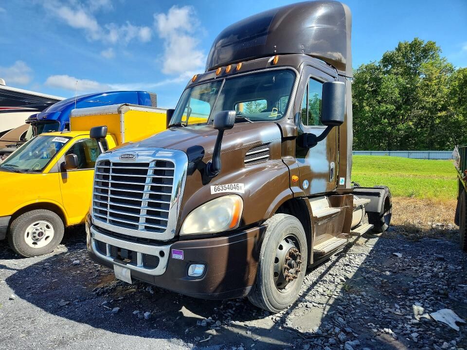 2017 FREIGHTLINER Cascadia