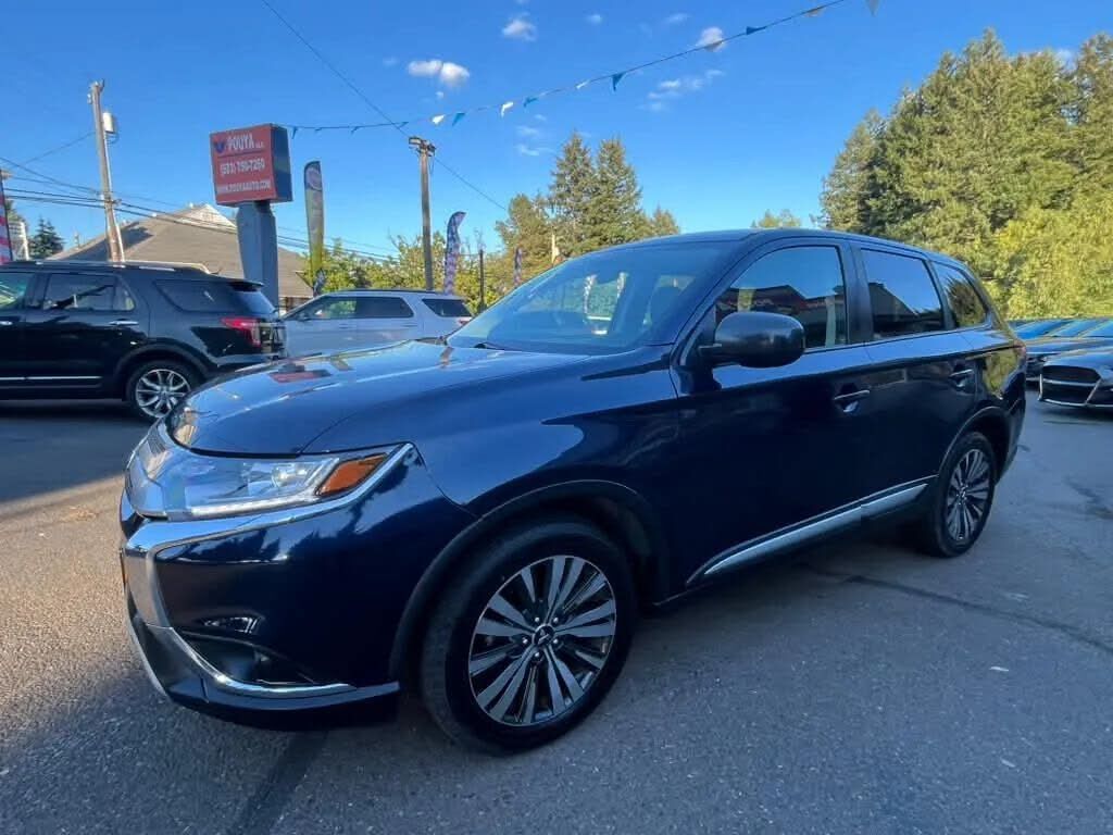 2019 MITSUBISHI Outlander