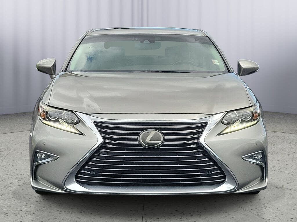 2017 Lexus ES