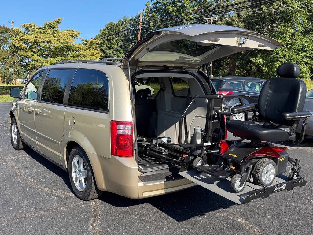 2010 DODGE Grand Caravan