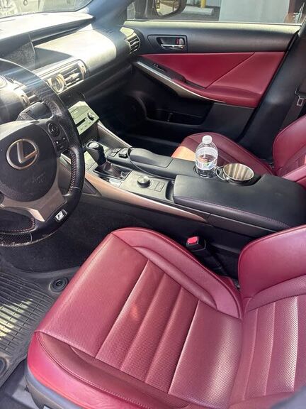 2016 Lexus IS