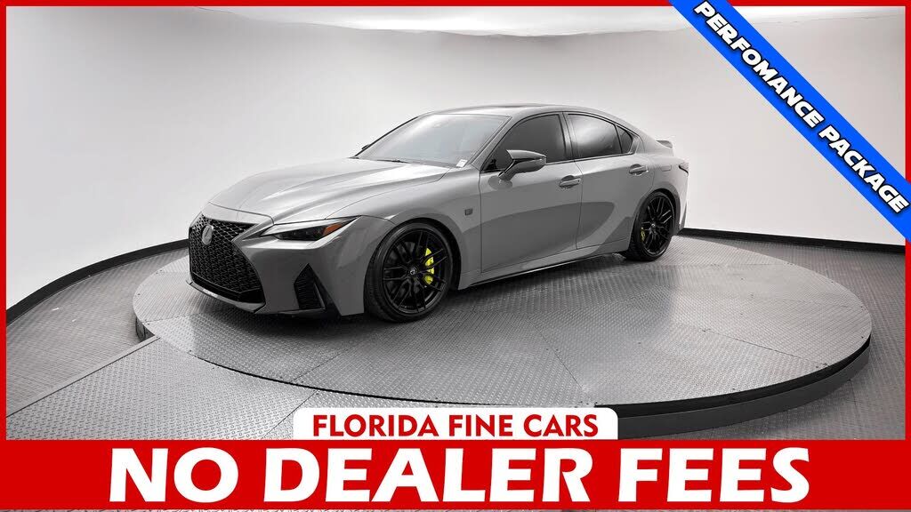 2022 LEXUS IS