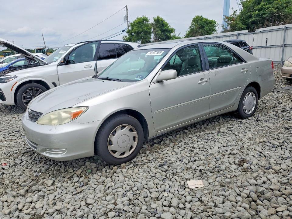 2002 TOYOTA Camry