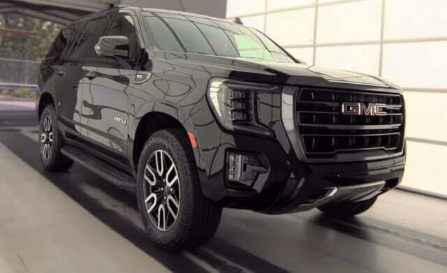 2023 GMC Yukon