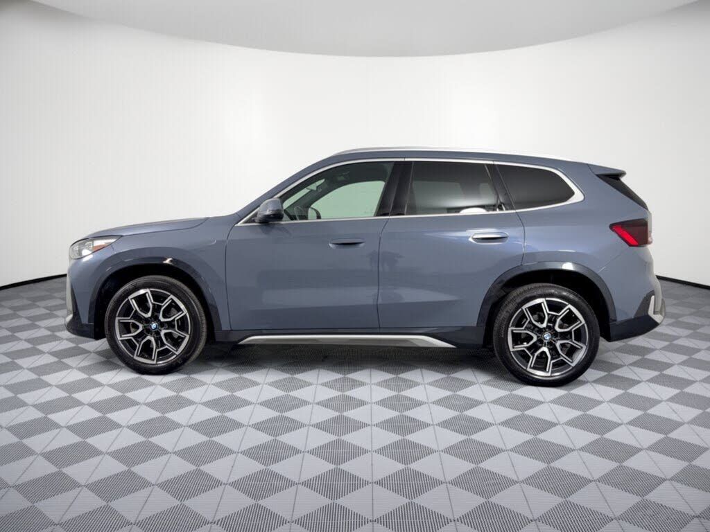 2025 BMW X1