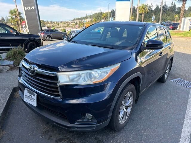 2014 TOYOTA Highlander