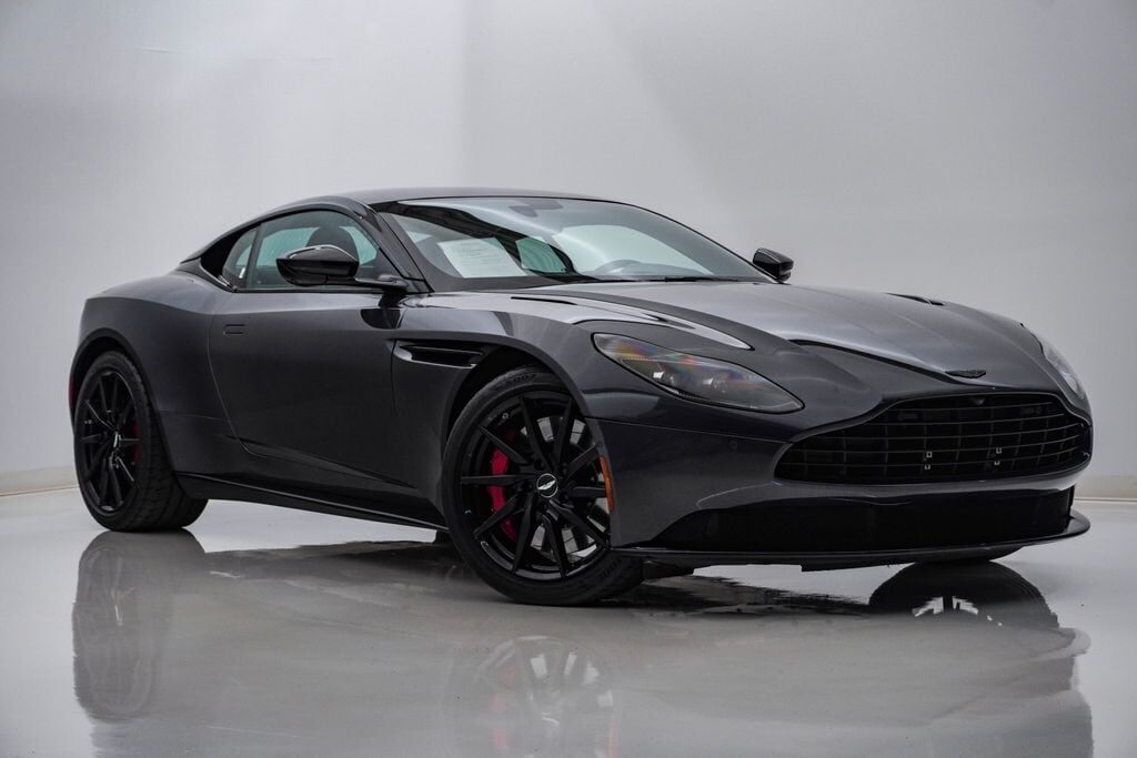 2021 ASTON MARTIN DB11