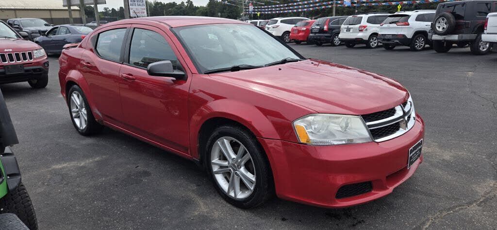 2012 DODGE Avenger