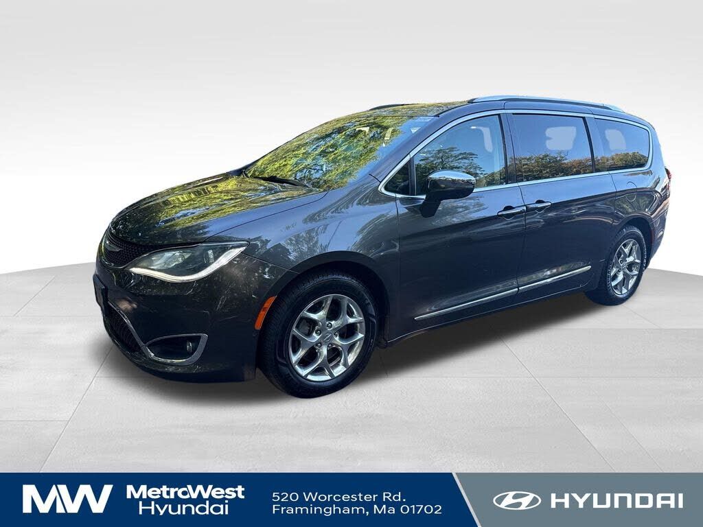 2017 CHRYSLER Pacifica