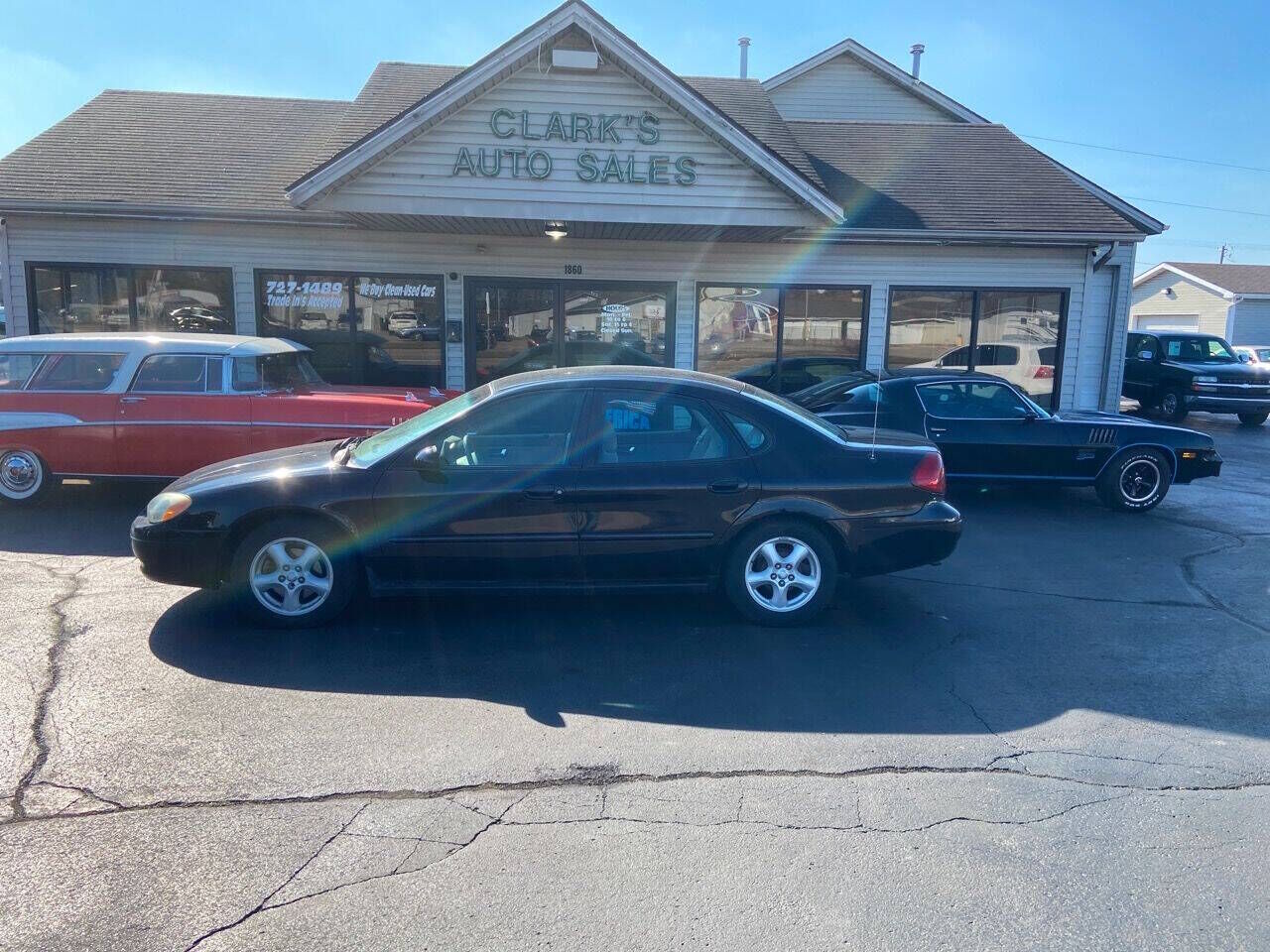2003 FORD Taurus