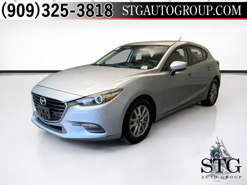 2017 MAZDA Mazda3