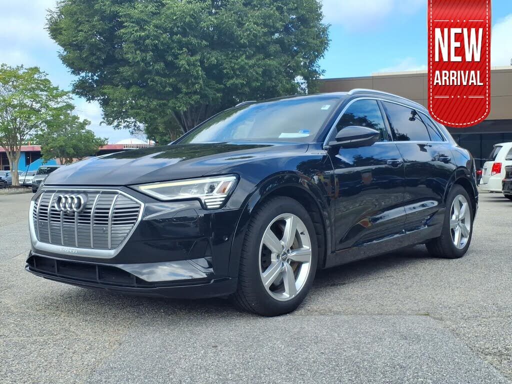 2019 AUDI e-tron