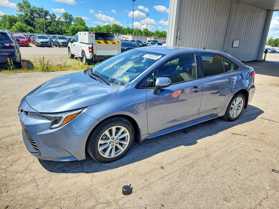 2024 TOYOTA Corolla
