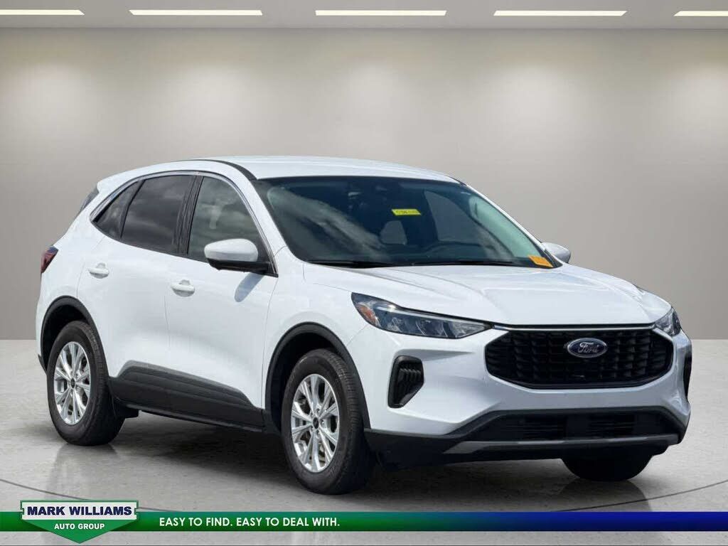 2024 FORD Escape