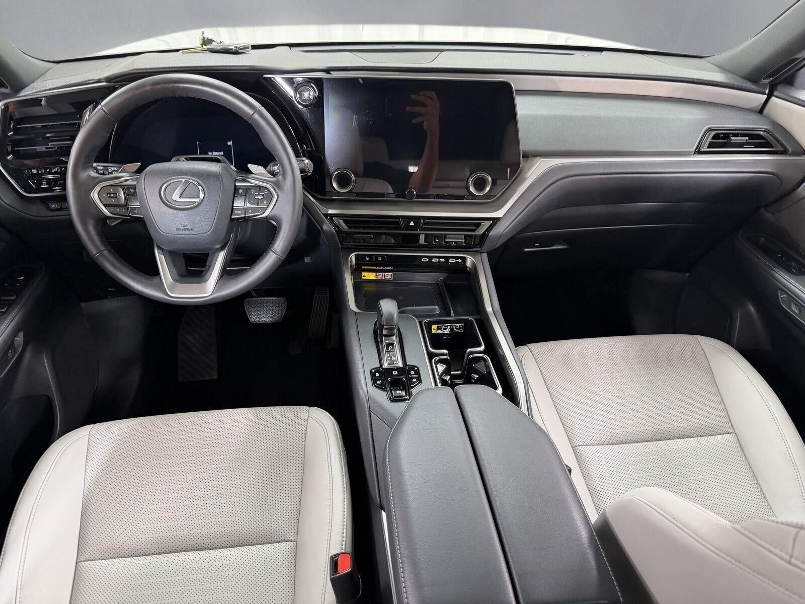 2025 Lexus TX
