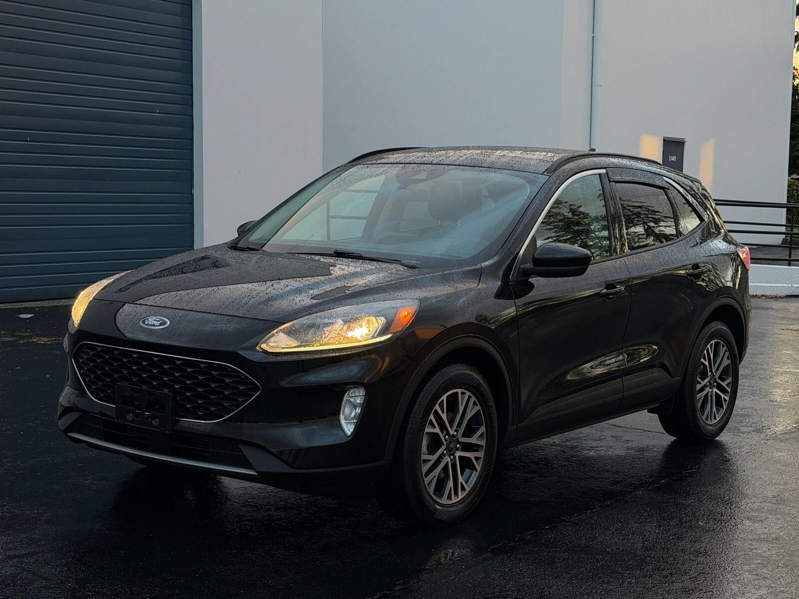 2020 FORD Escape