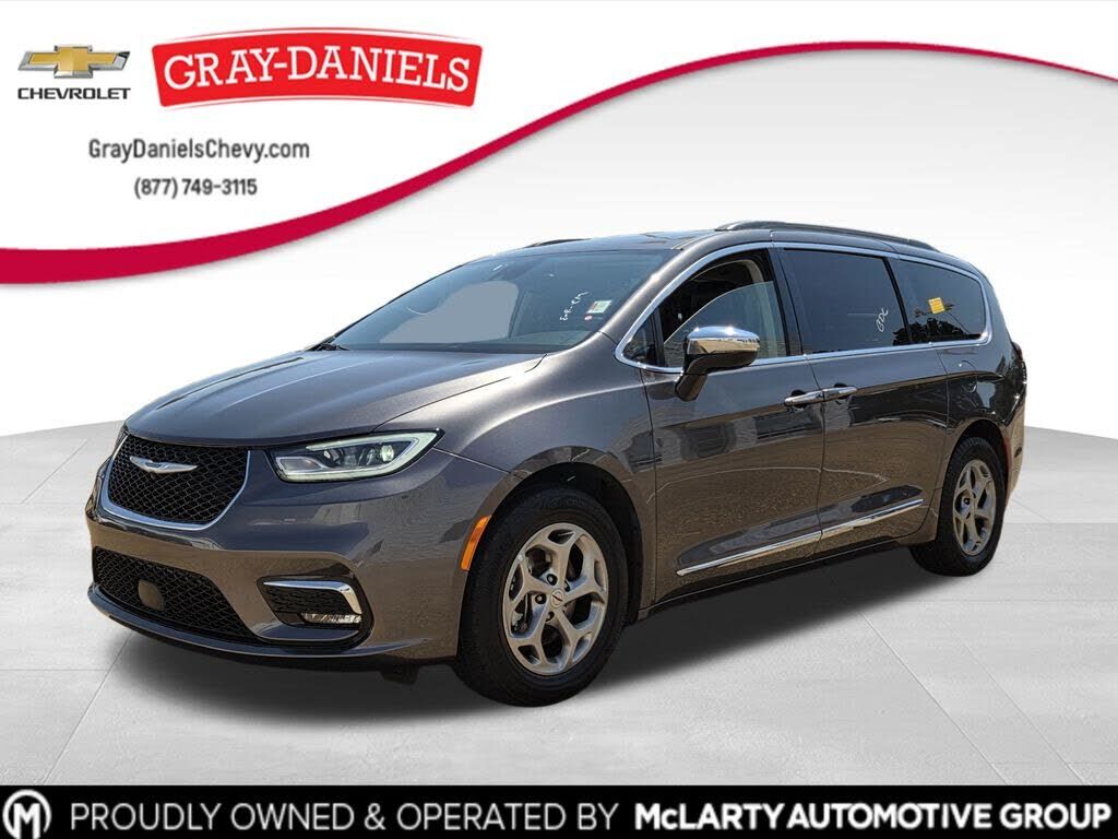 2023 CHRYSLER Pacifica