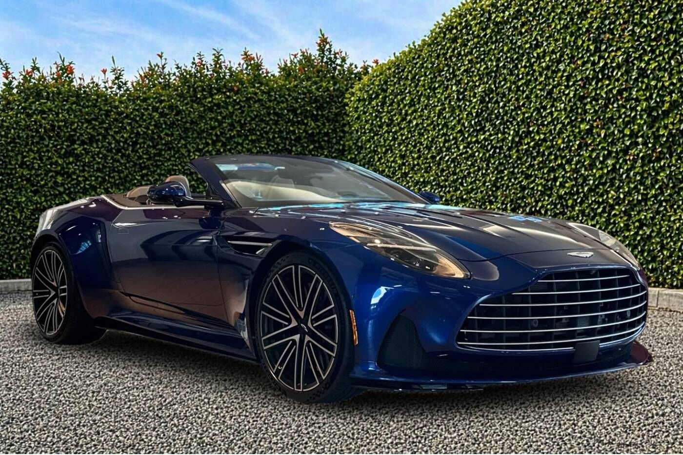 2024 ASTON MARTIN DB12
