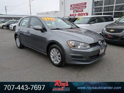 2017 VOLKSWAGEN Golf