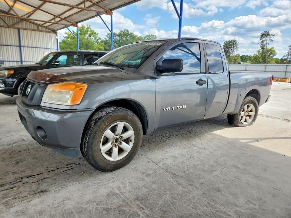 2014 NISSAN Titan