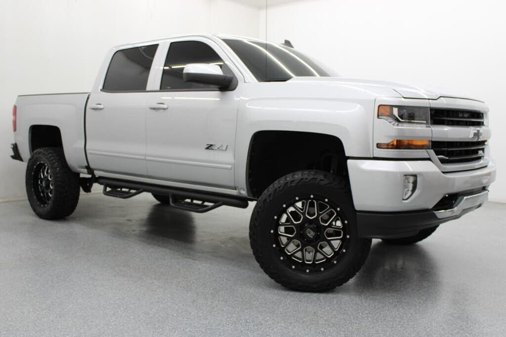 2018 CHEVROLET Silverado