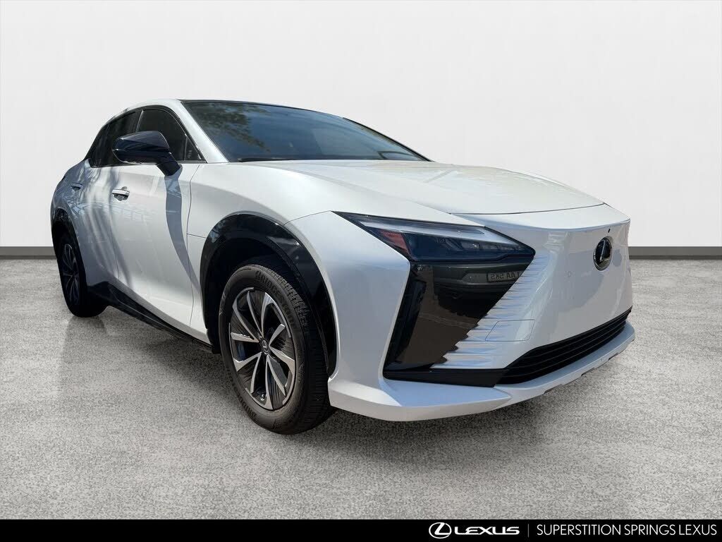 2025 Lexus RZ