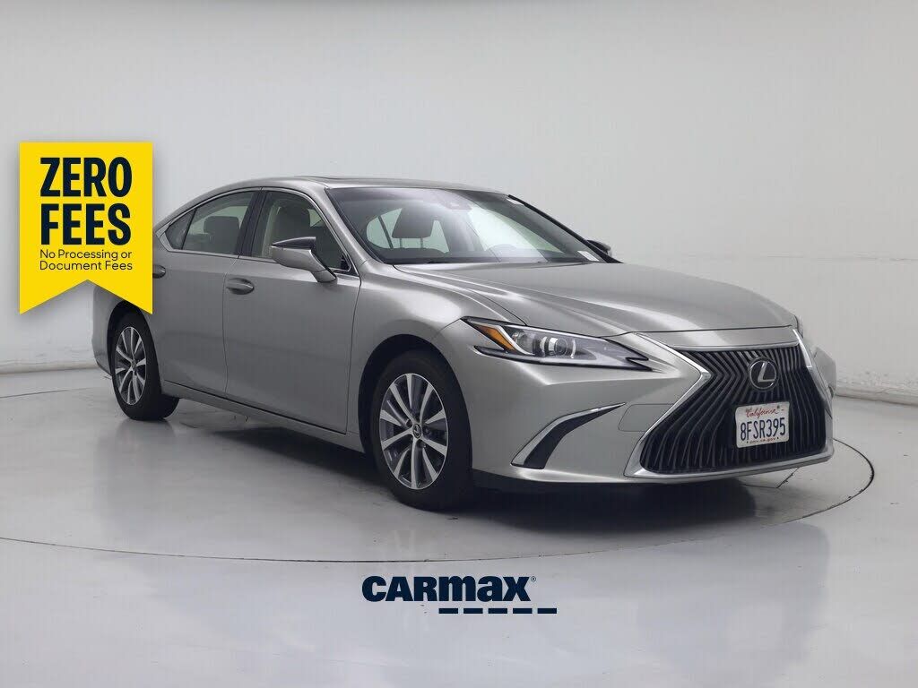 2019 LEXUS ES