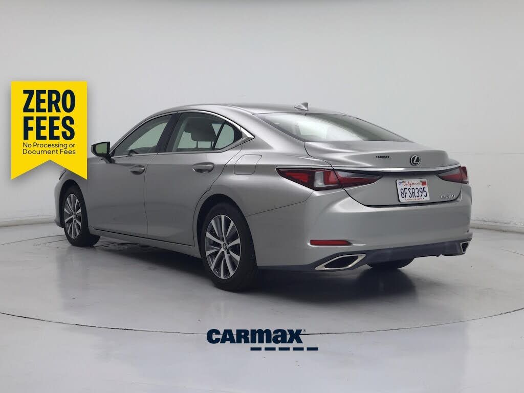 2019 Lexus ES