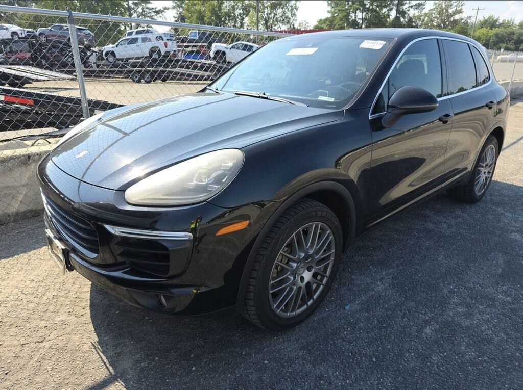 2016 PORSCHE Cayenne