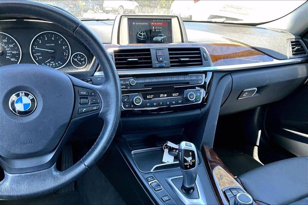 2018 BMW 320i