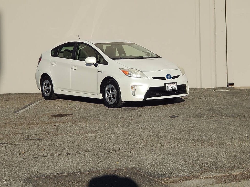 2015 TOYOTA PRIUS