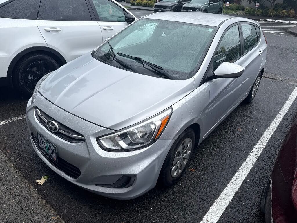 2016 HYUNDAI Accent