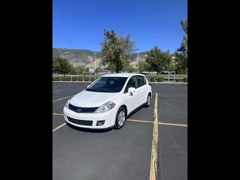 2012 NISSAN Versa