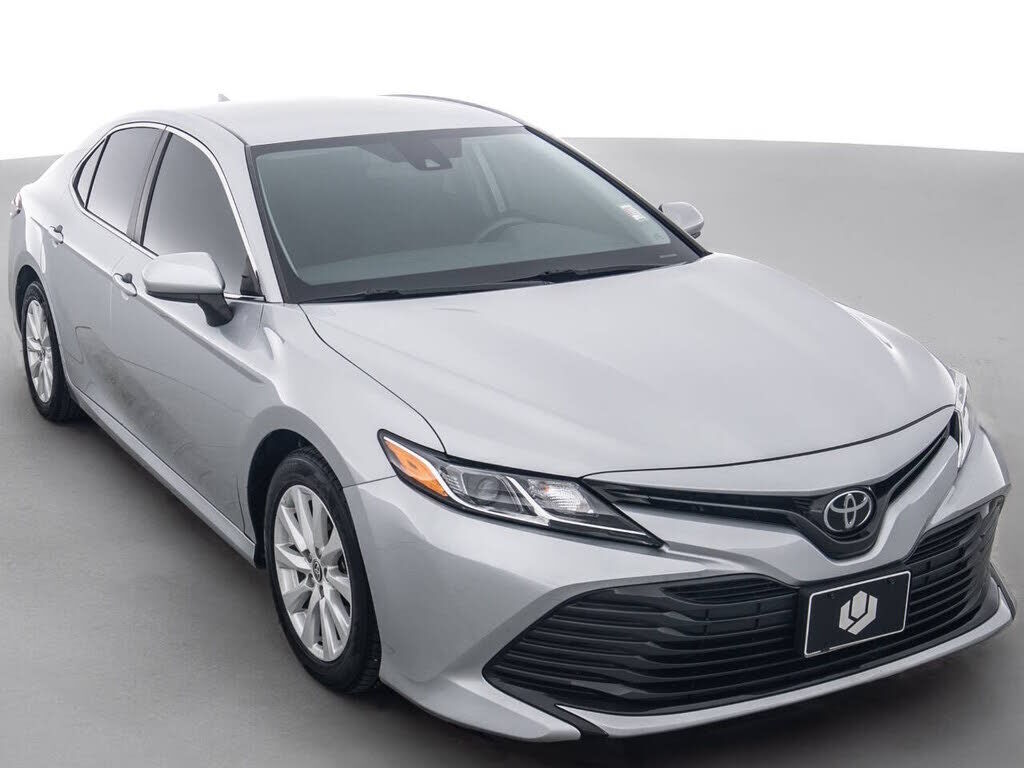 2020 TOYOTA Camry