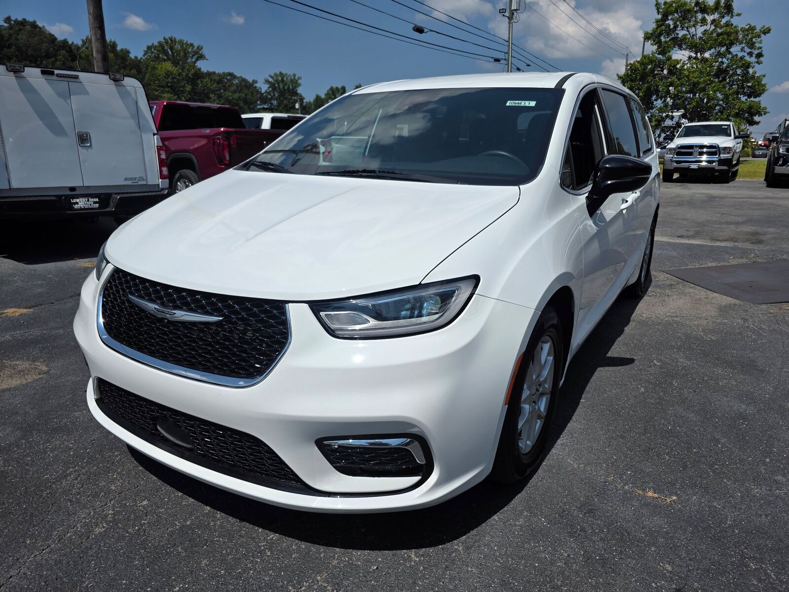 2024 CHRYSLER Pacifica