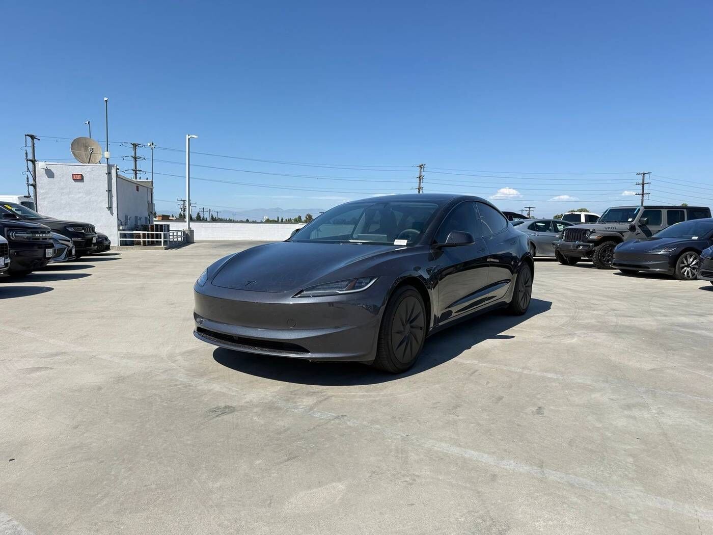 2025 TESLA Model 3