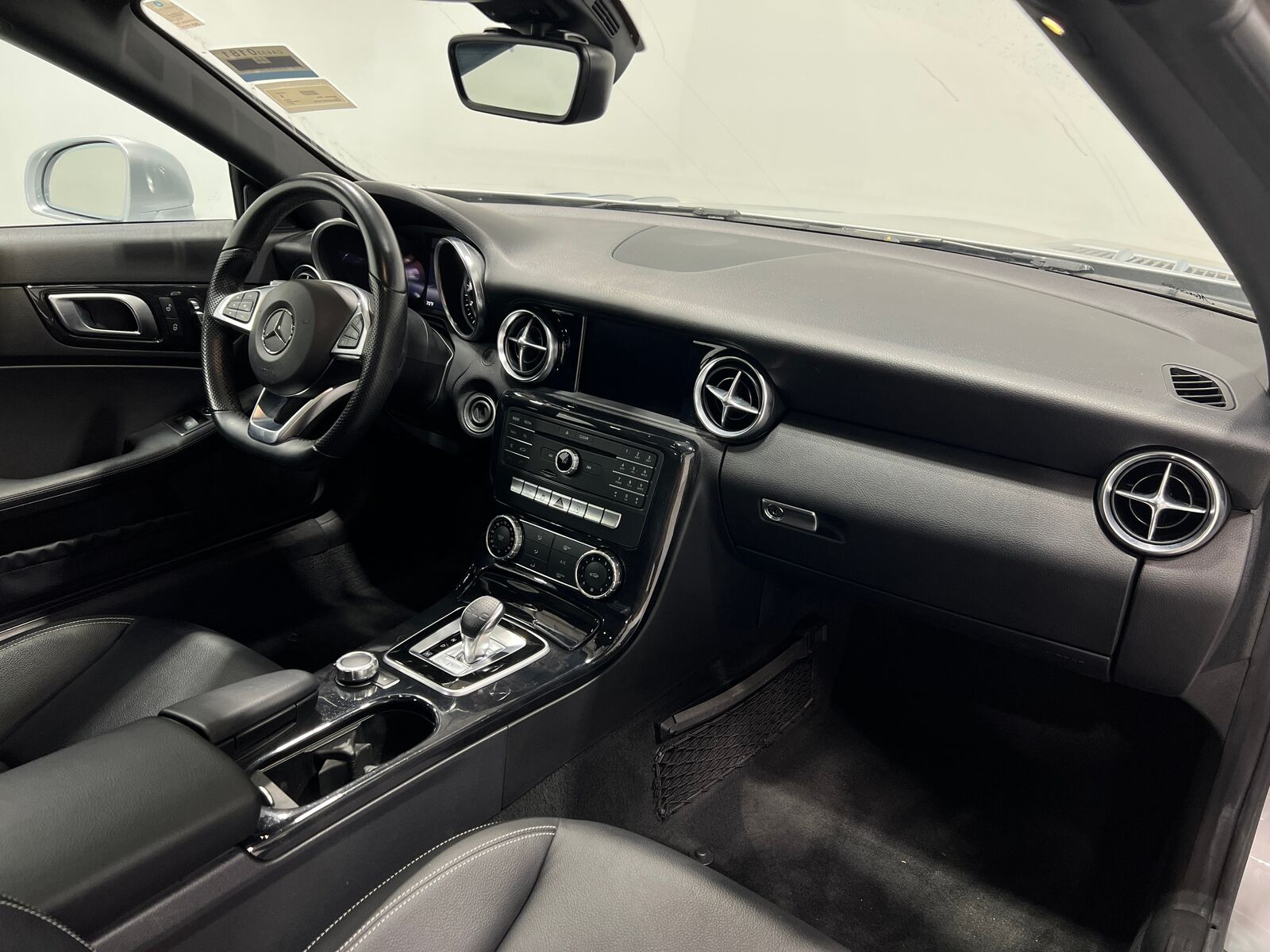 2017 Mercedes-Benz SLC-Class