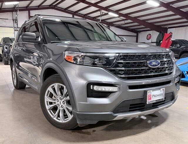 2021 FORD Explorer