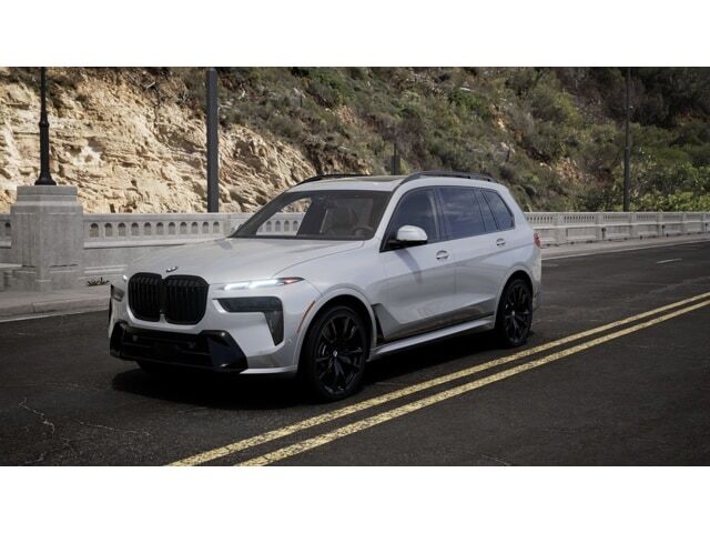 2027 BMW X7