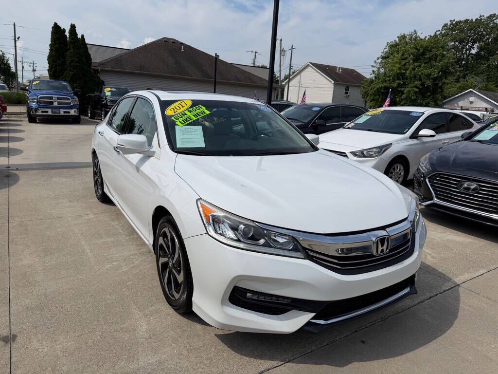 2017 HONDA Accord