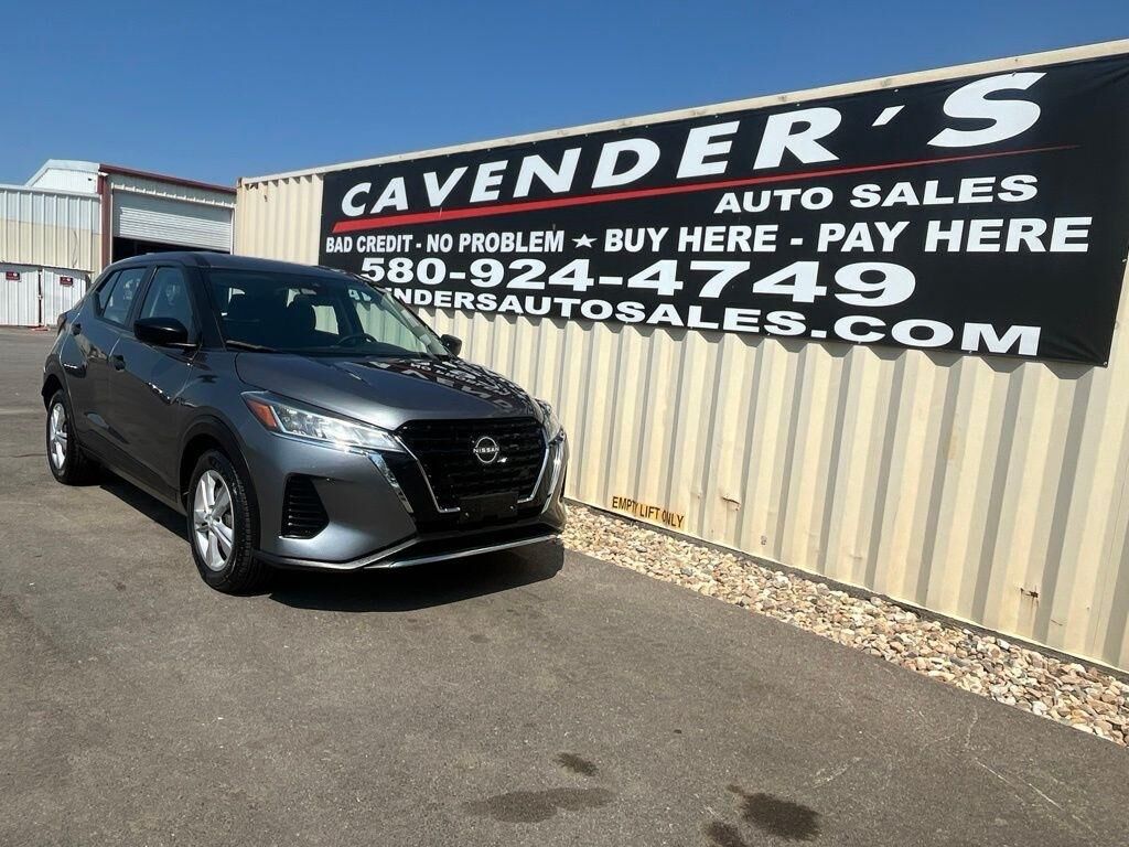 2024 NISSAN Kicks