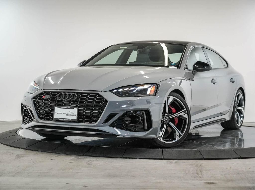 2022 AUDI RS5