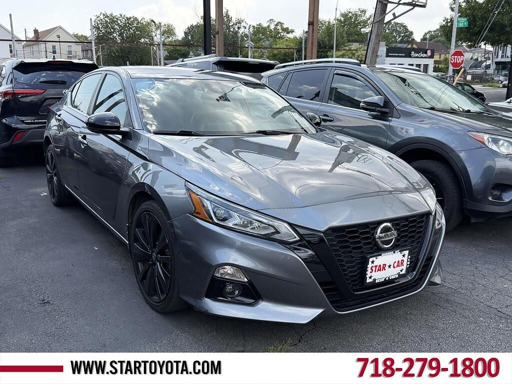 2022 NISSAN Altima