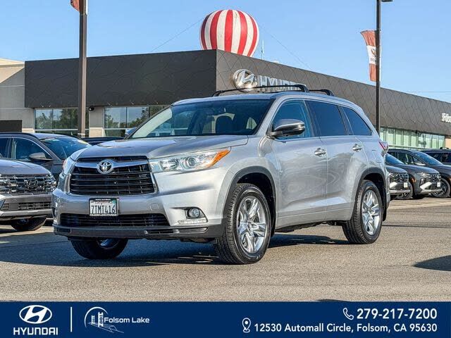 2016 TOYOTA Highlander