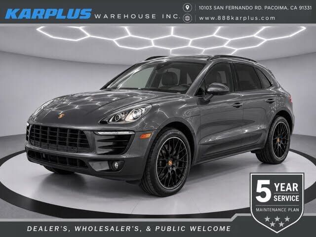 2018 PORSCHE Macan