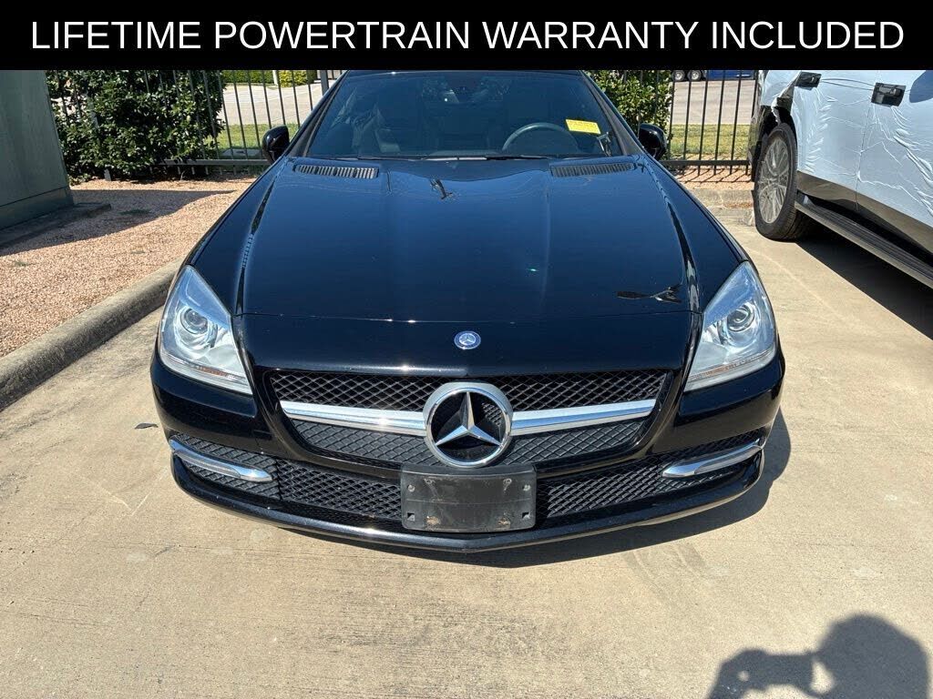 2016 Mercedes-Benz SLK-Class