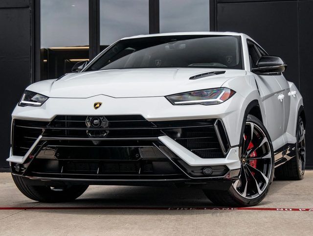 2024 LAMBORGHINI URUS