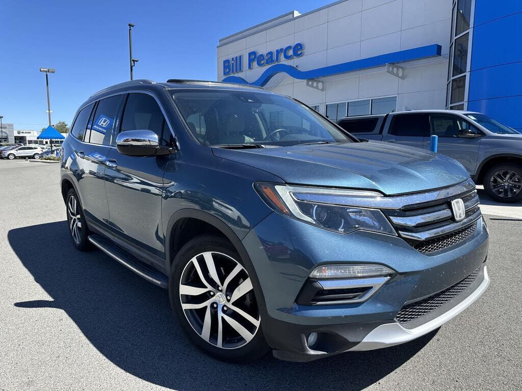 2016 HONDA Pilot