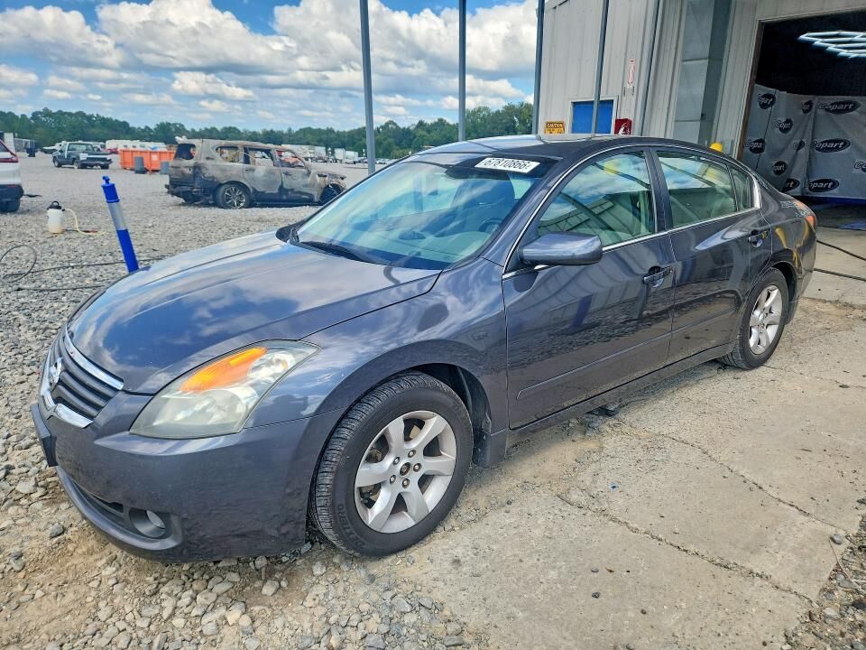 2009 NISSAN Altima