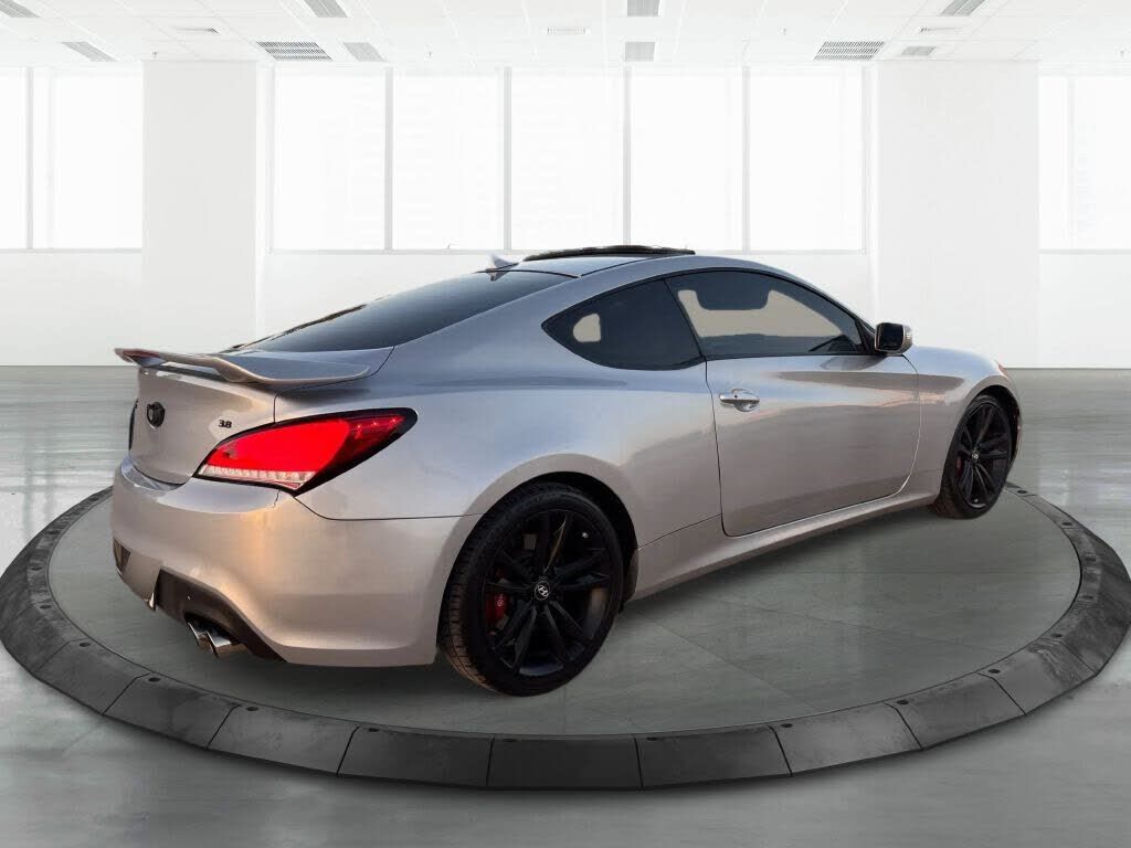 2012 HYUNDAI Genesis Coupe